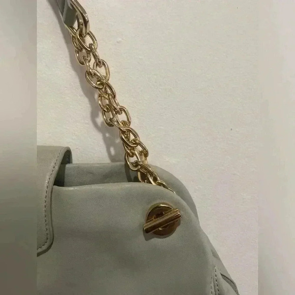 Tory Burch Leather Sea foam Green Shoulder Bag with chain link Handle - Picture 10 of 11